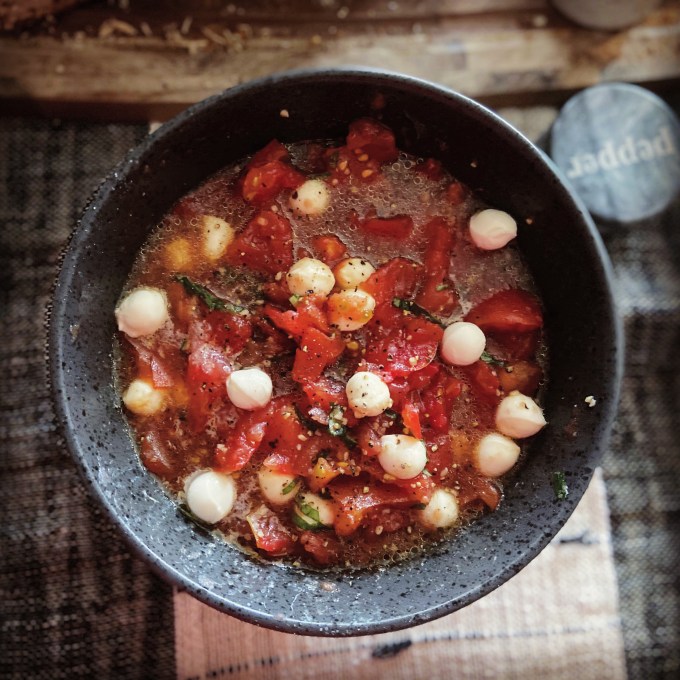 9a01b558-ad73-404b-93a0-2815b0dfa86c